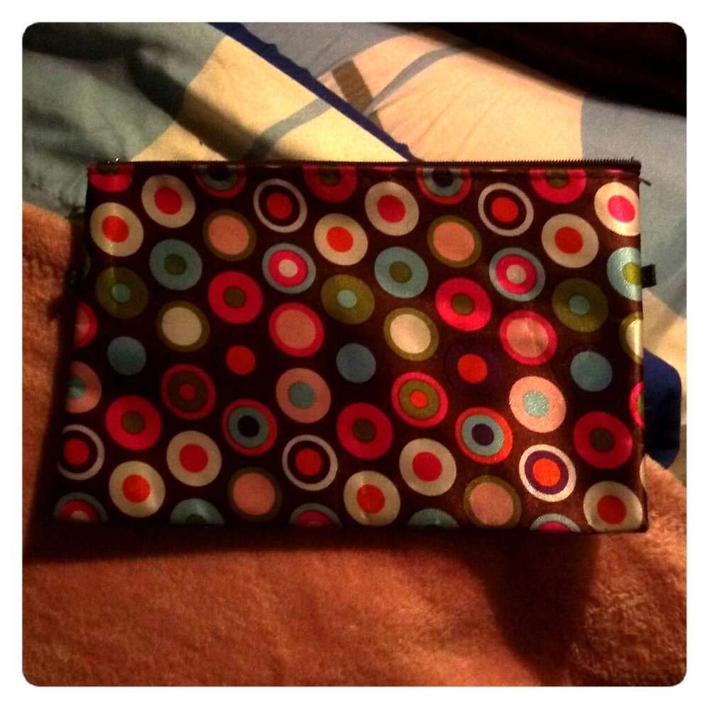 A little makeup 👝 pouch